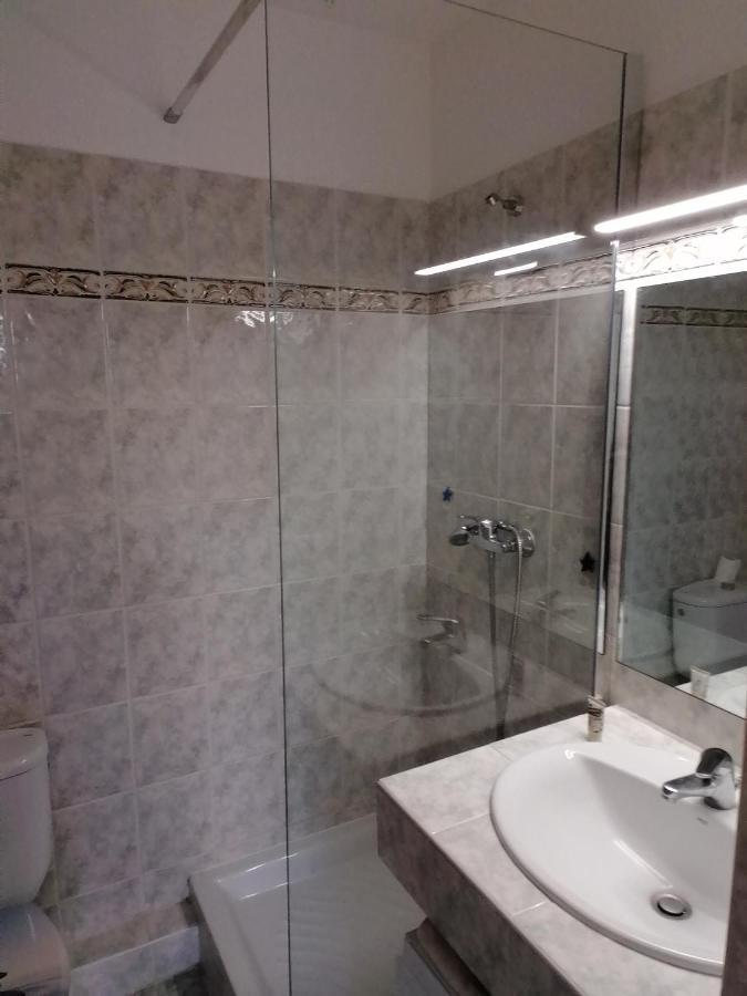 Studio neuf 25 m2, terrasse 35 m2 proche port Nice, Centre ville Extérieur photo